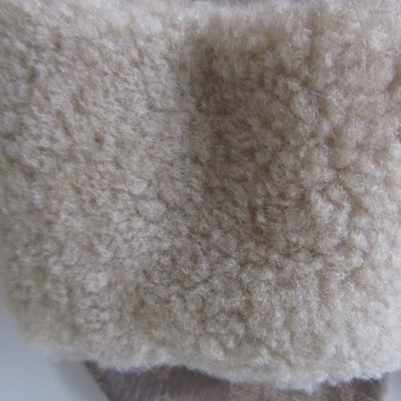 BRAND NEW IN BOX Coach Ulla Shearling Slide - W Size 7 - Picture 2 of 6